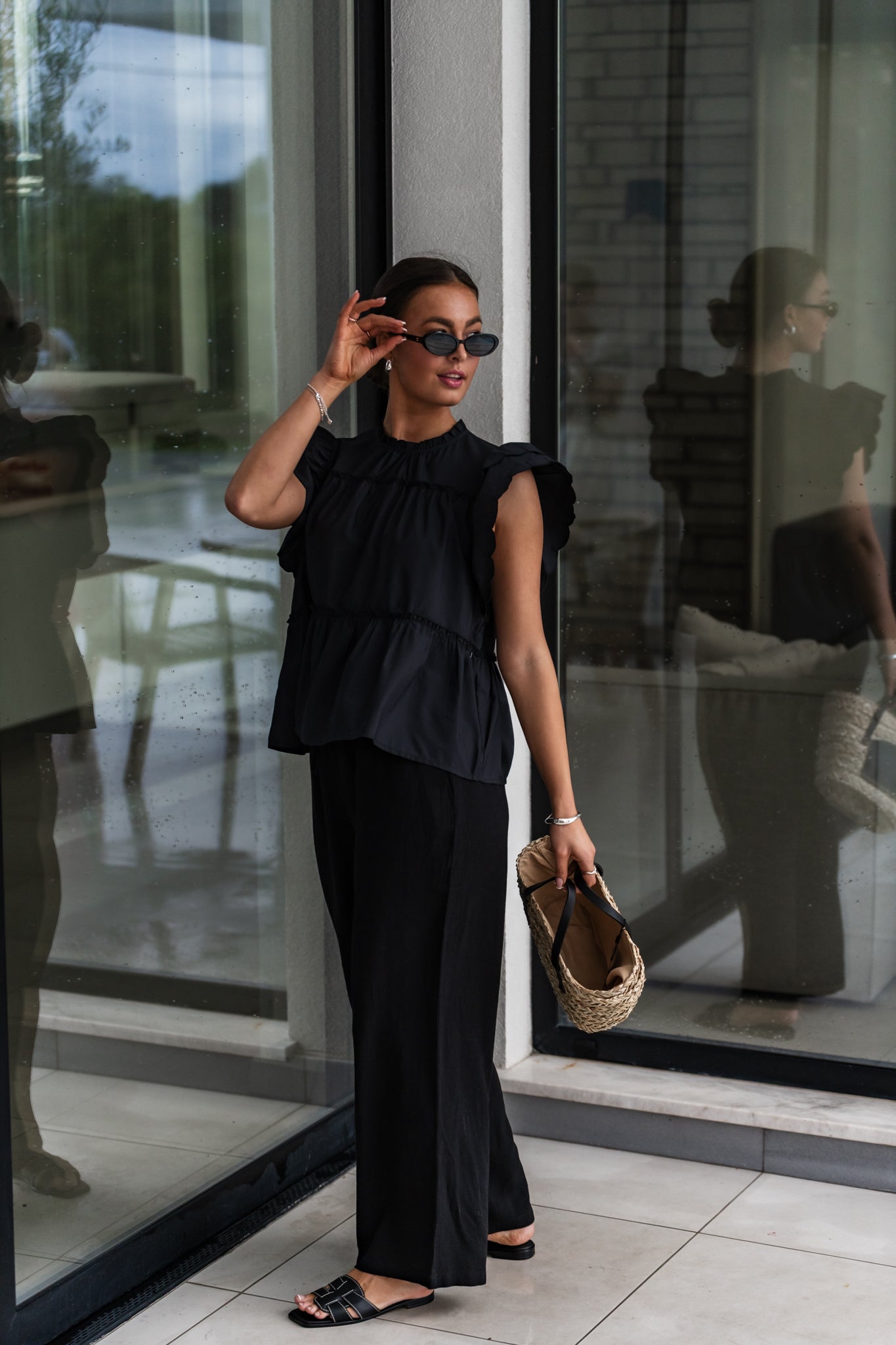 VMISOLDE Top - Black